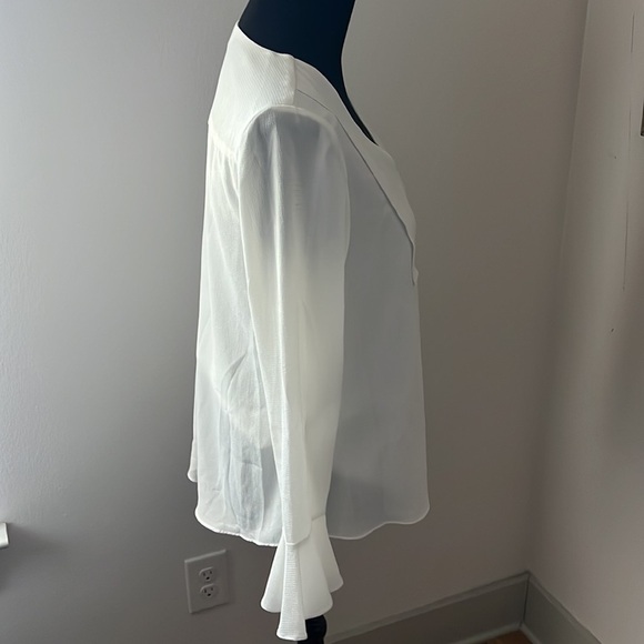 Calvin Klein Boho V neck long flutter sleeves pull over textured ivory top S-M - Picture 3 of 7